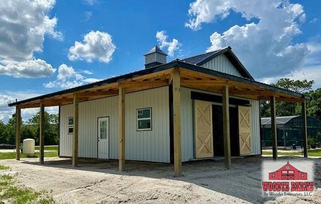 The Jakad Building, built by Woodys Barns