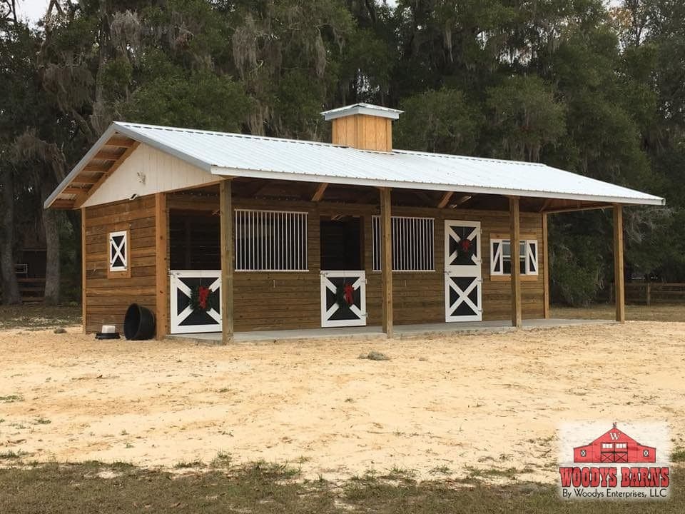 A shed row built by Woodys Barns in Florida