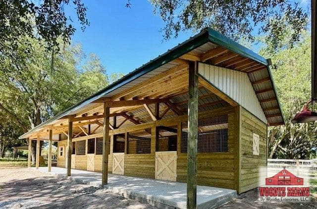 A shed row built by Woodys Barns in Florida