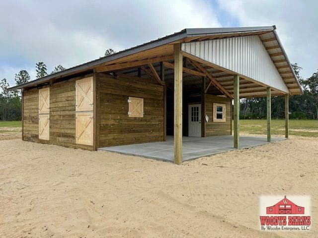 The Bass Barn, built by Woodys Barns