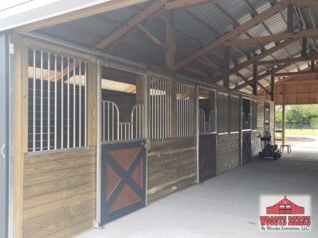 The Dennis Barn, photo 3