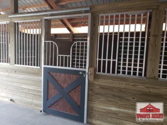 The Dennis Barn, photo 4