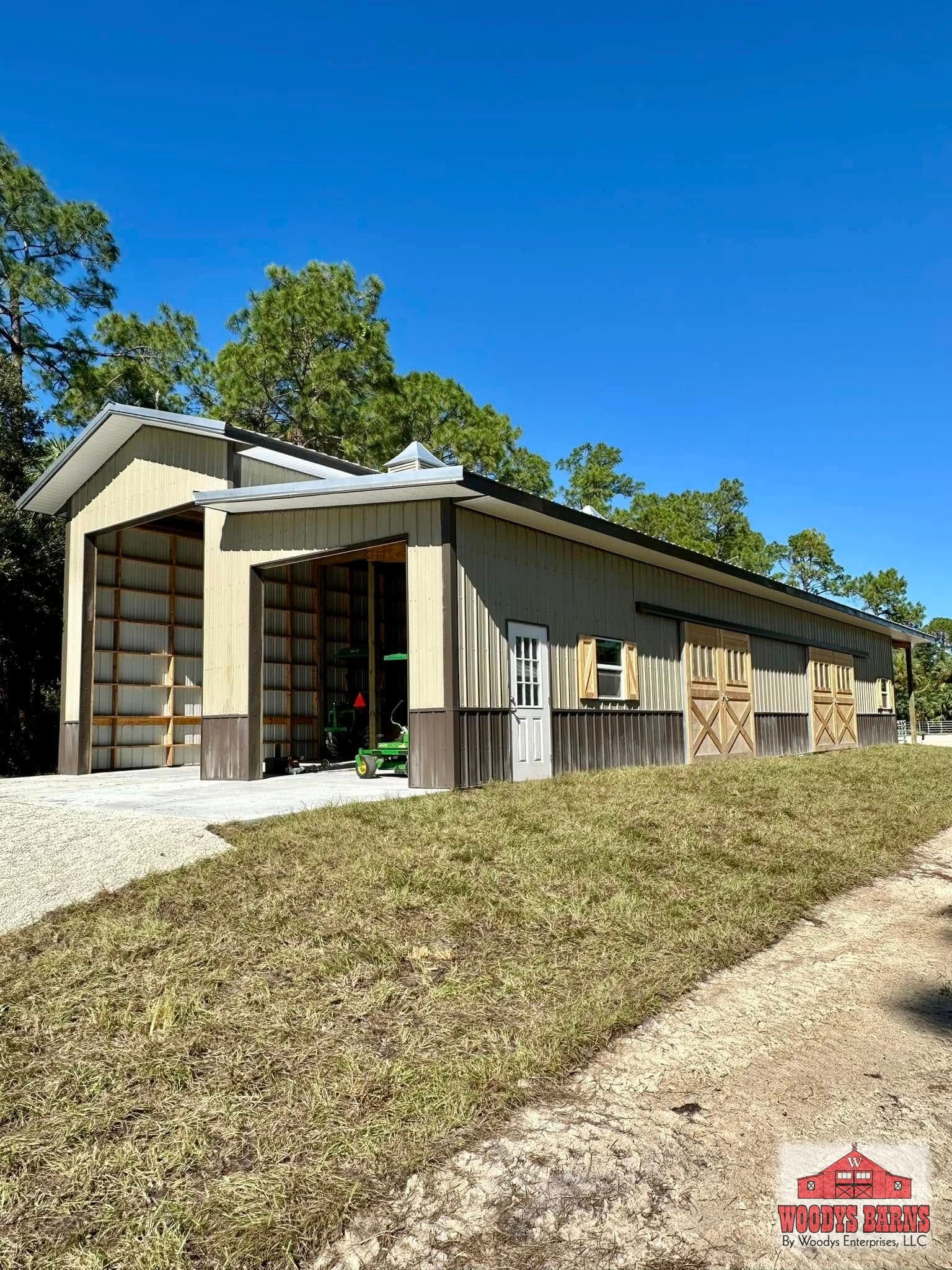 The Grider Building, a storage building built by Woodys Barns in Florida