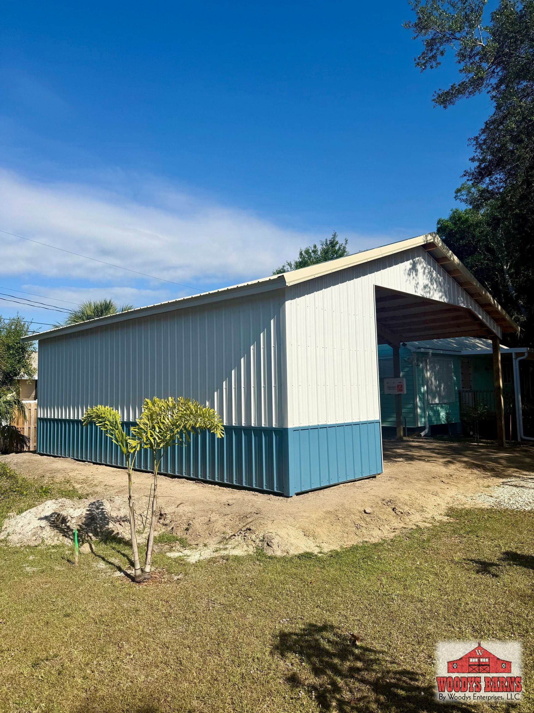 The Herbert Pole Barn, photo 2