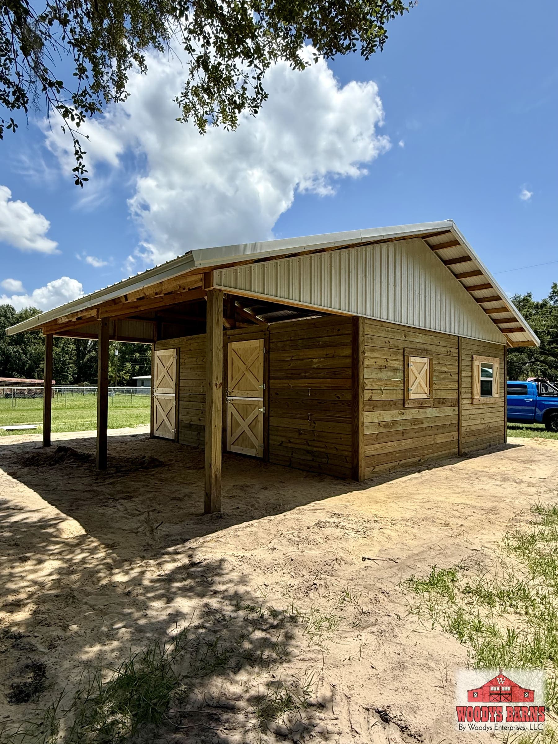 The Lobo Shed Row, photo 4