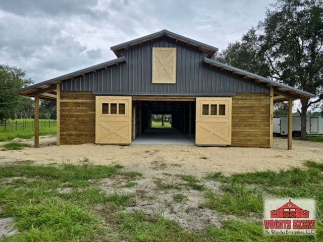 The Regalado Barn, built by Woodys Barns
