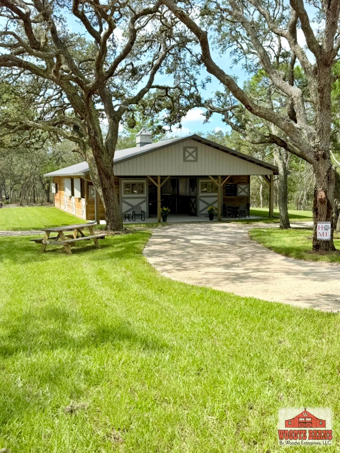 The Spicola Barn, built by Woodys Barns