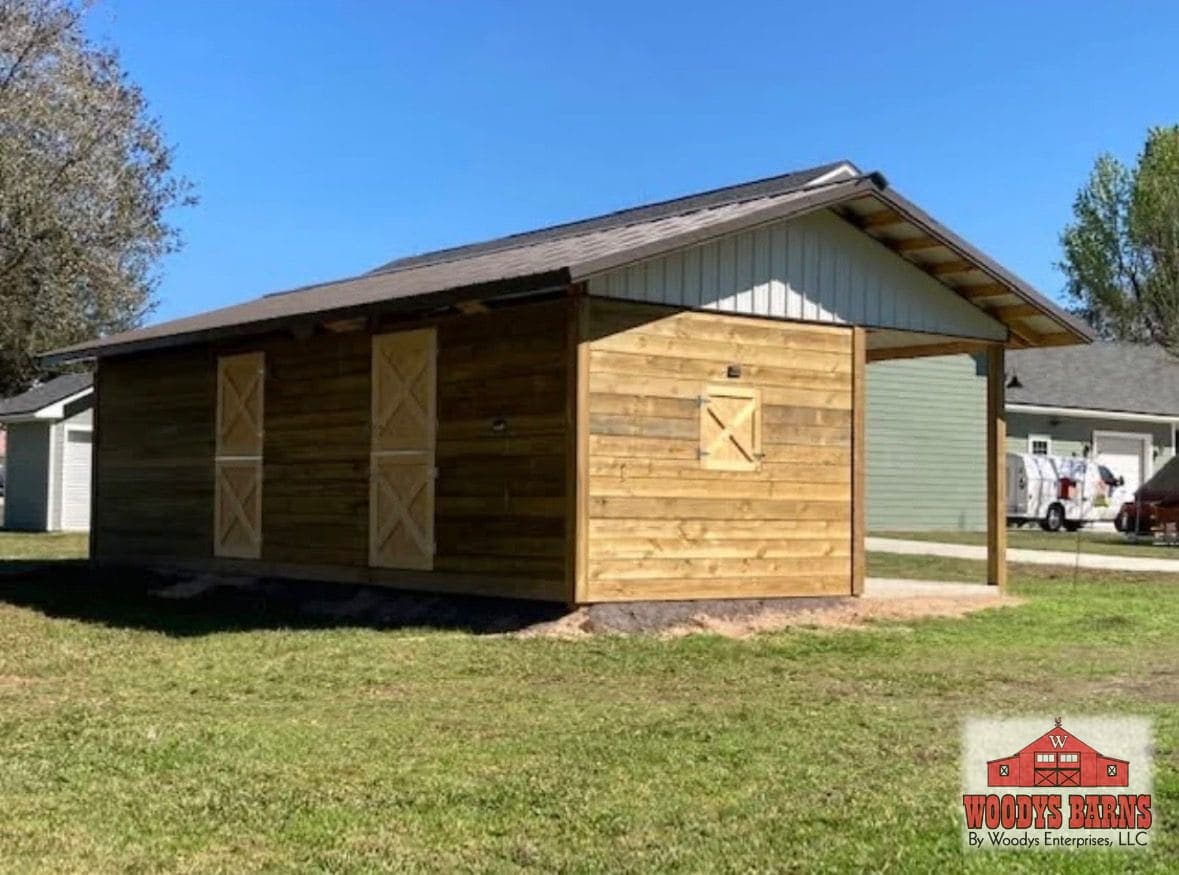 A shed row built by Woodys Barns in Florida