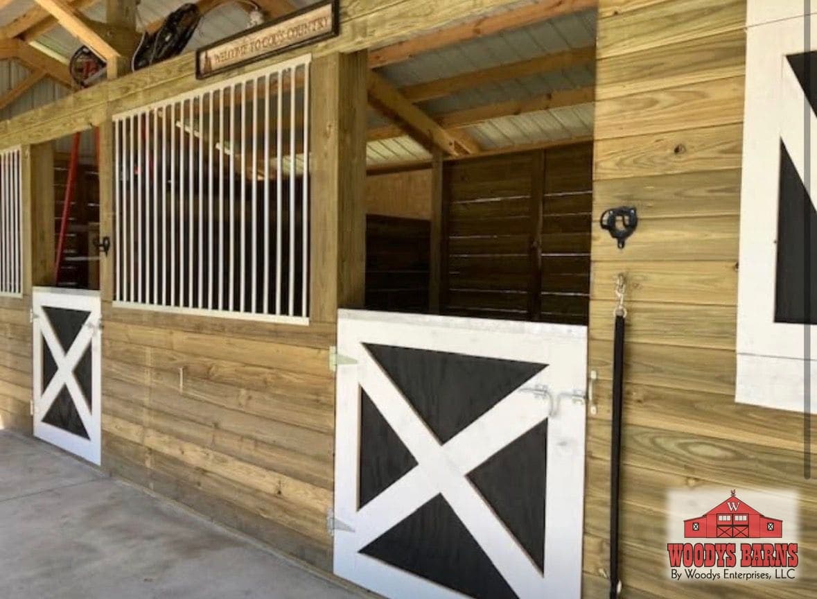 A shed row built by Woodys Barns in Florida
